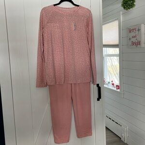 Lands End BNWT Cozy 2 pc. sleep set-soft and comfy! Pretty in pink!